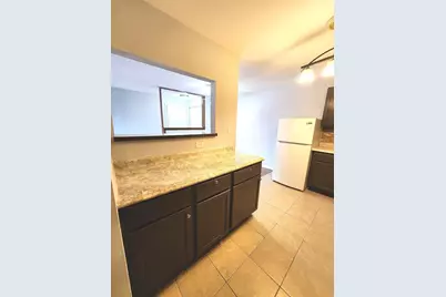 1085 Knoll Lane #207, Hoffman Estates, IL 60194 - Photo 19