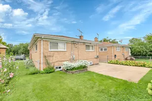 8133 Hamlin Ave, Skokie, IL 60076 - Photo 43