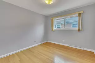 8133 Hamlin Ave, Skokie, IL 60076 - Photo 27