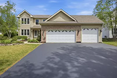 360 Winding Canyon Way, Algonquin, IL 60102 - Photo 1