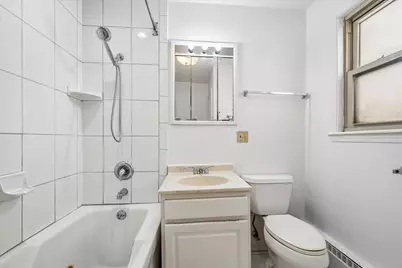 7536 N Ridge Boulevard #3E, Chicago, IL 60645 - Photo 11