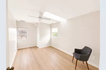 3914 N Mozart Street, Chicago, IL 60618 - Photo 19