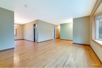 607 W Montrose Avenue, Wood Dale, IL 60191 - Photo 7