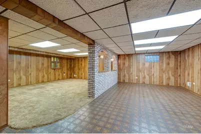 607 W Montrose Avenue, Wood Dale, IL 60191 - Photo 25