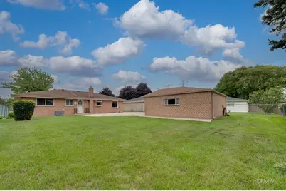 607 W Montrose Avenue, Wood Dale, IL 60191 - Photo 43