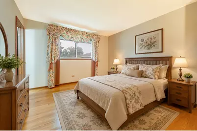 607 W Montrose Avenue, Wood Dale, IL 60191 - Photo 17