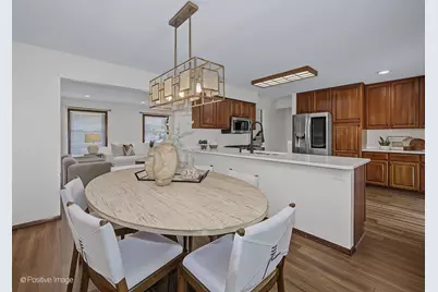 800 Marston Avenue NE, Glen Ellyn, IL 60137 - Photo 9