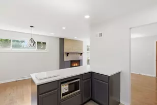 [Address not provided], Elmhurst, IL 60126 - Photo 9