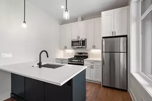 1839 W Irving Park Rd, Chicago, IL 60613 - Photo 3