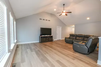 554 Raven Drive, Manteno, IL 60950 - Photo 11