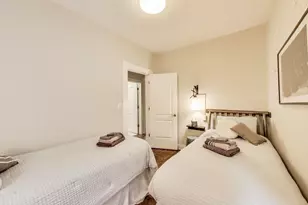 2857 W Fletcher St, Chicago, IL 60618 - Photo 9