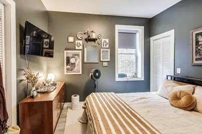 2857 W Fletcher Street, Chicago, IL 60618 - Photo 21