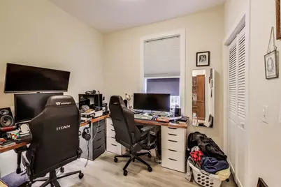 2857 W Fletcher Street, Chicago, IL 60618 - Photo 23
