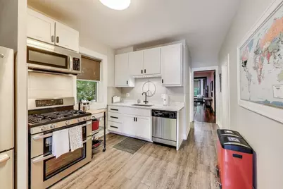 2857 W Fletcher Street, Chicago, IL 60618 - Photo 7