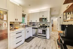 2857 W Fletcher St, Chicago, IL 60618 - Photo 19