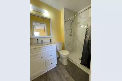 624 Berkley Court #V2, Schaumburg, IL 60194 - Photo 11