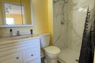 624 Berkley Ct, Schaumburg, IL 60194 - Photo 11