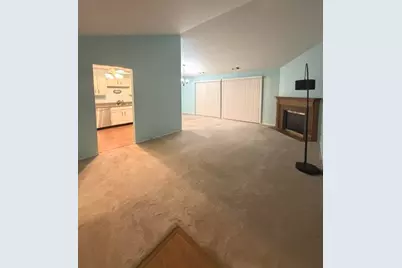 624 Berkley Court #V2, Schaumburg, IL 60194 - Photo 5