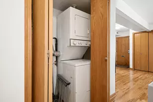 1236 N Marion Ct, Chicago, IL 60622 - Photo 11