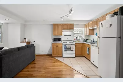 1236 N Marion Court #Garden, Chicago, IL 60622 - Photo 3