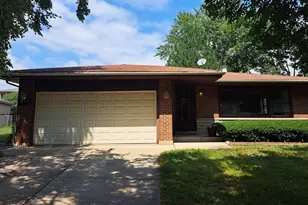 644 Bryn Mawr Ave, Bartlett, IL 60103 - Photo 1