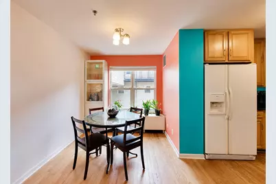 2011 W Chase Avenue #2, Chicago, IL 60645 - Photo 5