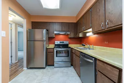 18001 Oak Park Avenue #D, Tinley Park, IL 60477 - Photo 5