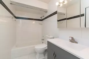 18001 Oak Park Ave, Tinley Park, IL 60477 - Photo 11