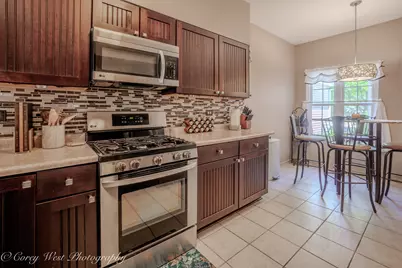 163 N Barton Trail, Batavia, IL 60510 - Photo 9