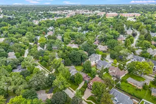 720 Willow Rd, Naperville, IL 60540 - Photo 61