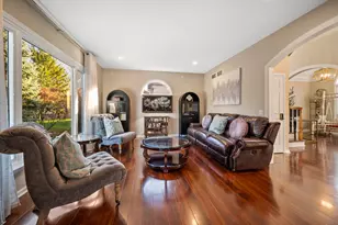 142 N Dixon Dr, Batavia, IL 60510 - Photo 11
