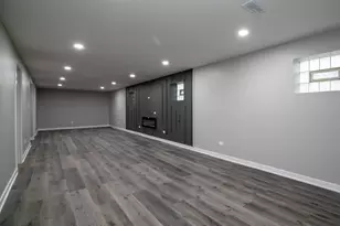 14909 Martin Luther King Jr Dr, Dolton, IL 60419 - Photo 19