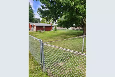 1702 19th Avenue, Sterling, IL 61081 - Photo 3