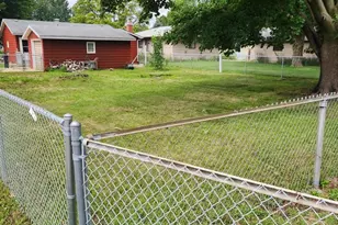 1702 19th Ave, Sterling, IL 61081 - Photo 3
