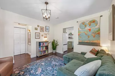 701 Monroe Avenue, Saint Charles, IL 60174 - Photo 5