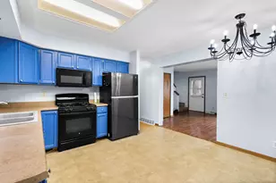 1426 Anthony Ln, Sandwich, IL 60548 - Photo 7