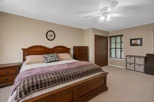 520 Dover Dr, Roselle, IL 60172 - Photo 17