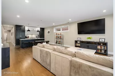 3217 N Troy Street #2S, Chicago, IL 60618 - Photo 7