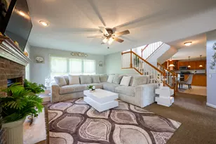 302 Goldenrod Dr, Savoy, IL 61874 - Photo 9