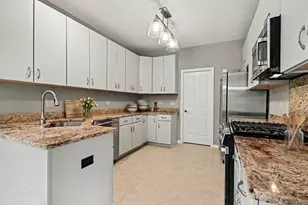 501 Ashbury Ct, Lemont, IL 60439 - Photo 17