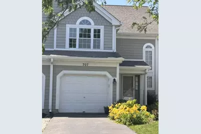 707 Kingsbridge Drive, Carol Stream, IL 60188 - Photo 1