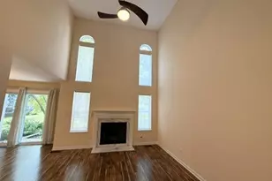 707 Kingsbridge Dr, Carol Stream, IL 60188 - Photo 3