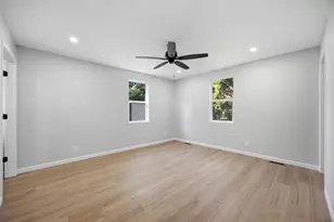 12466 W Blanchard Rd, Beach Park, IL 60087 - Photo 9