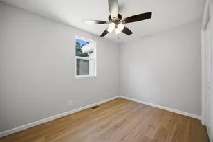 12466 W Blanchard Rd, Beach Park, IL 60087 - Photo 17