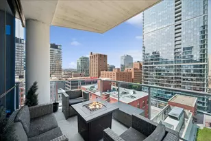 110 W Superior St, Chicago, IL 60654 - Photo 19
