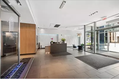 110 W Superior Street #1003, Chicago, IL 60654 - Photo 25