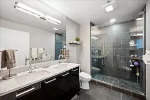 110 W Superior St, Chicago, IL 60654 - Photo 15