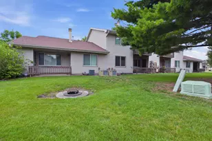 904 Kara Dr, Champaign, IL 61822 - Photo 19