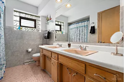 532 N Redfield Court, Park Ridge, IL 60068 - Photo 21