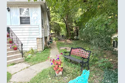 8063 N Elmwood Street, Skokie, IL 60077 - Photo 19